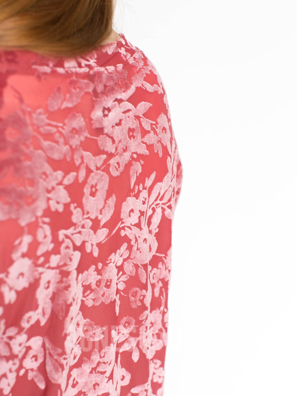 Meadow Walk Pullover Rose Floral