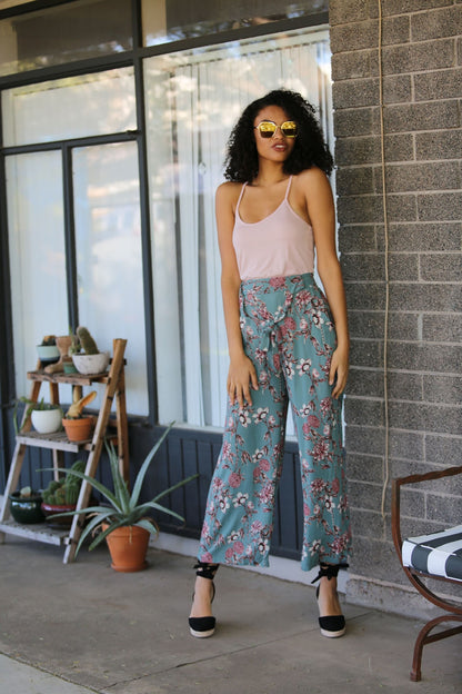 The Willow Lane Self-Tie Wide-Leg Pants
