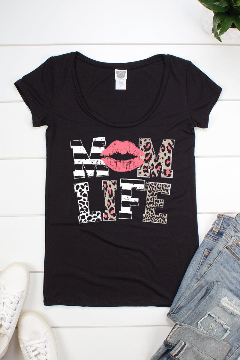 The Mama Wild Leopard Lipstick Graphic Tee