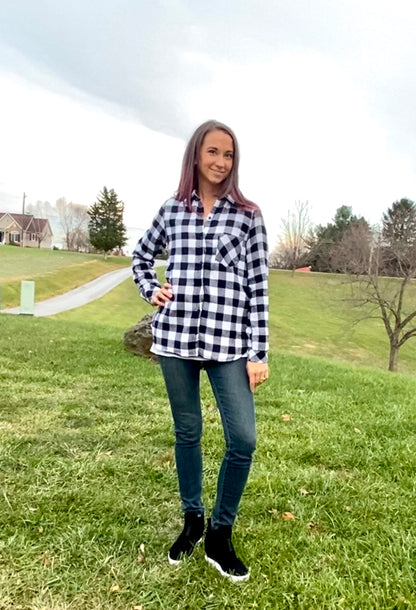 The Northwood Black & White Fleece-Lined Plaid Flannel