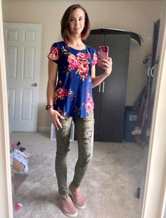 The Olive Trail Distressed Skinny Jeans – Regular & Plus