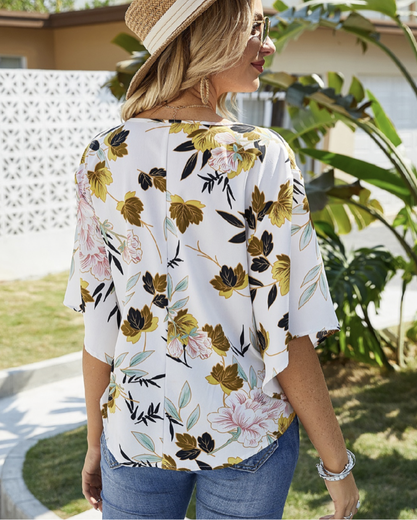 The Maribel Floral Front-Knot Vacation Top
