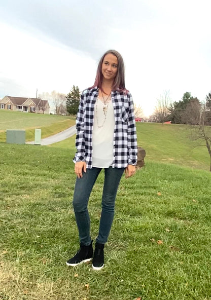 The Northwood Black & White Fleece-Lined Plaid Flannel